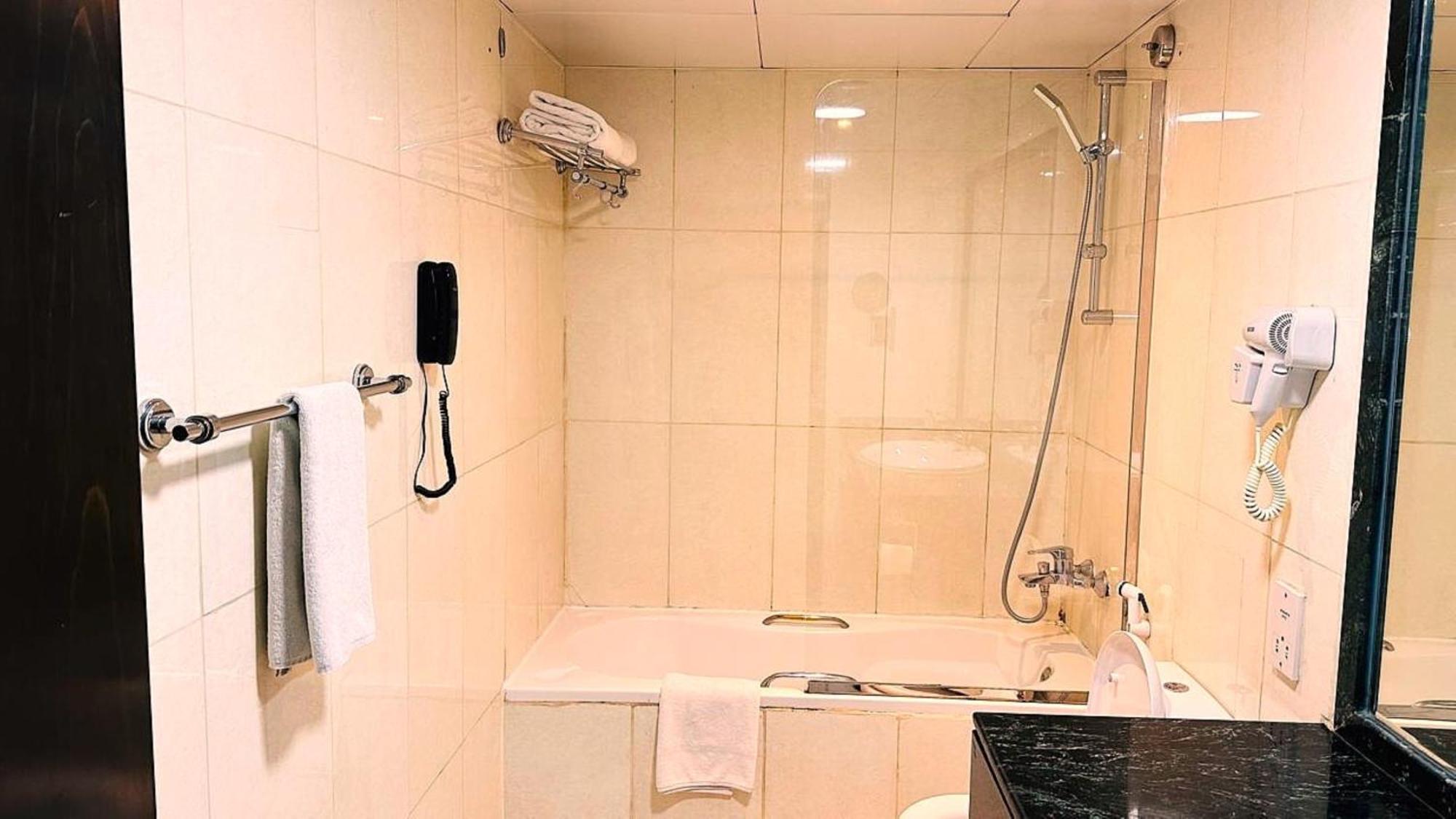 Rolla Suites Hotel -Former J5 Bur Dubai Hotel Exteriör bild